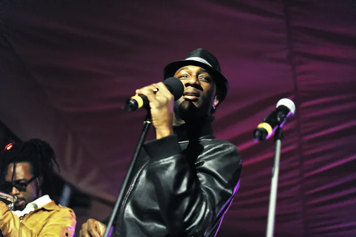Aloe Blacc and Maya Jupiter live