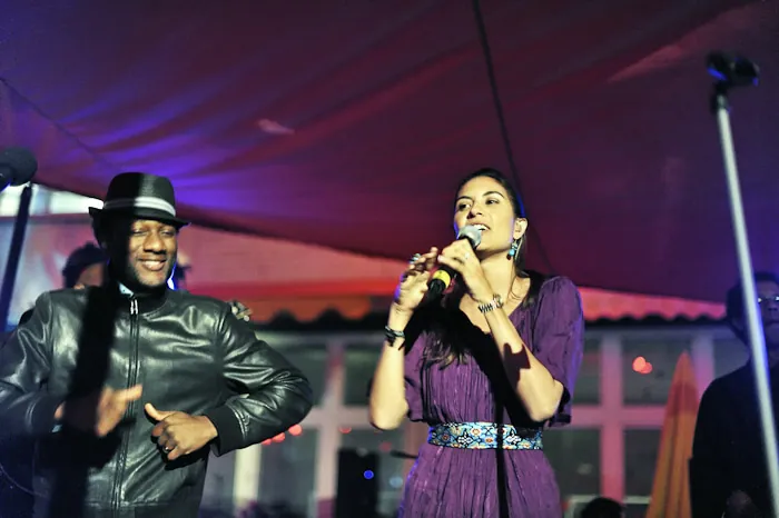 Aloe Blacc and Maya Jupiter live