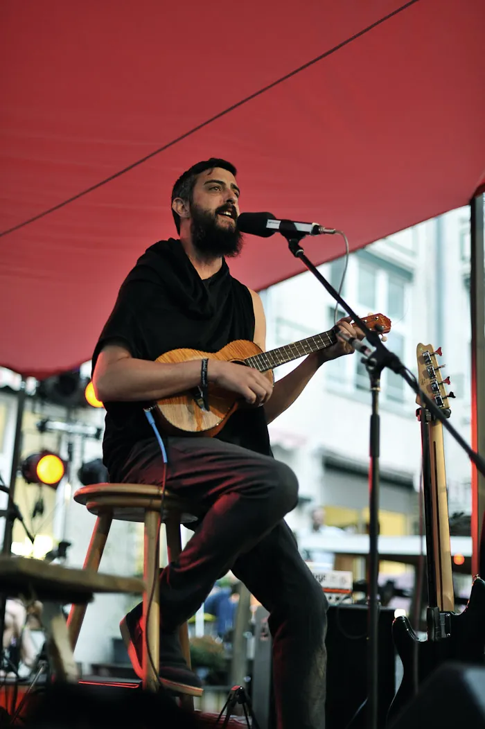 Scott Matthew live